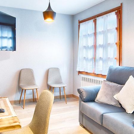 Saplan Real Estate Pensaueth Villa Salardu Ngoại thất bức ảnh